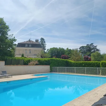 3 Bedroom In The Grounds Of A Chateau