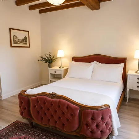 3 Bedroom In The Grounds Of A Chateau * Saint-Paul-Lizonne