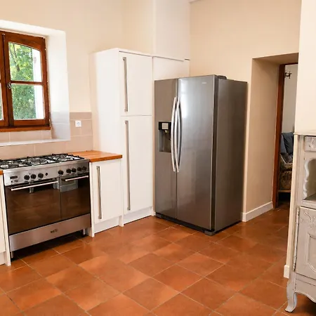 3 Bedroom In The Grounds Of A Chateau Ferienhaus