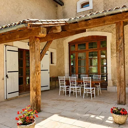 3 Bedroom In The Grounds Of A Chateau Ferienhaus